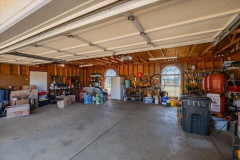 Tiny photo for 25357 High Pass Road, Junction City, OR 97448 (MLS # 220219324)