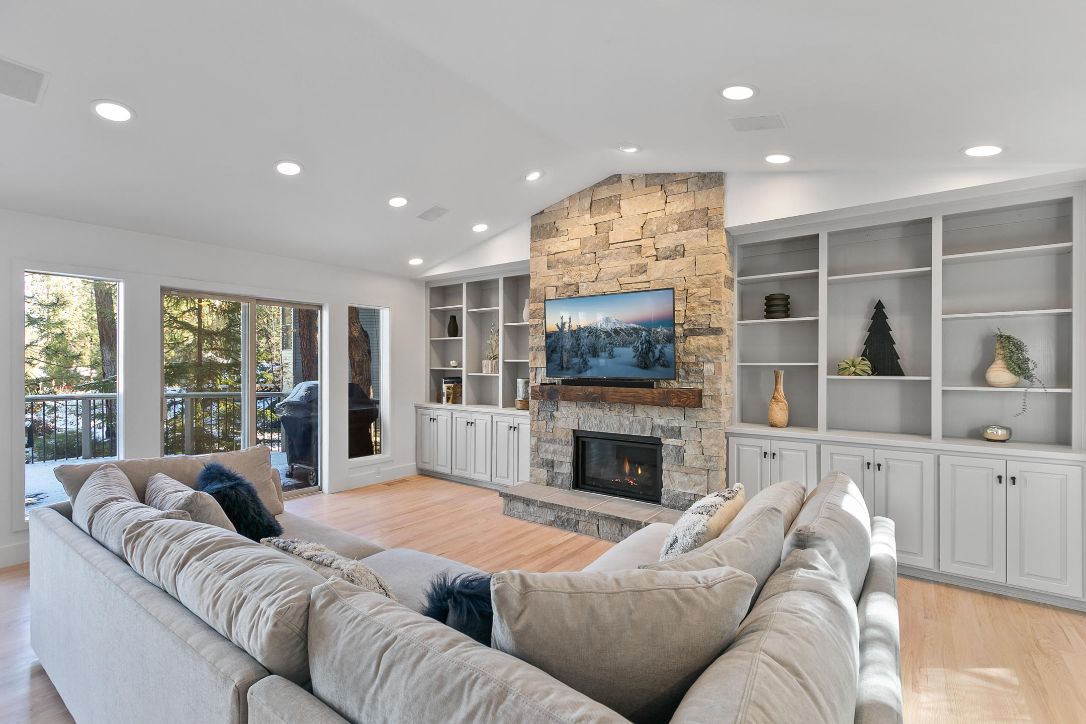 Broken Top - Residential