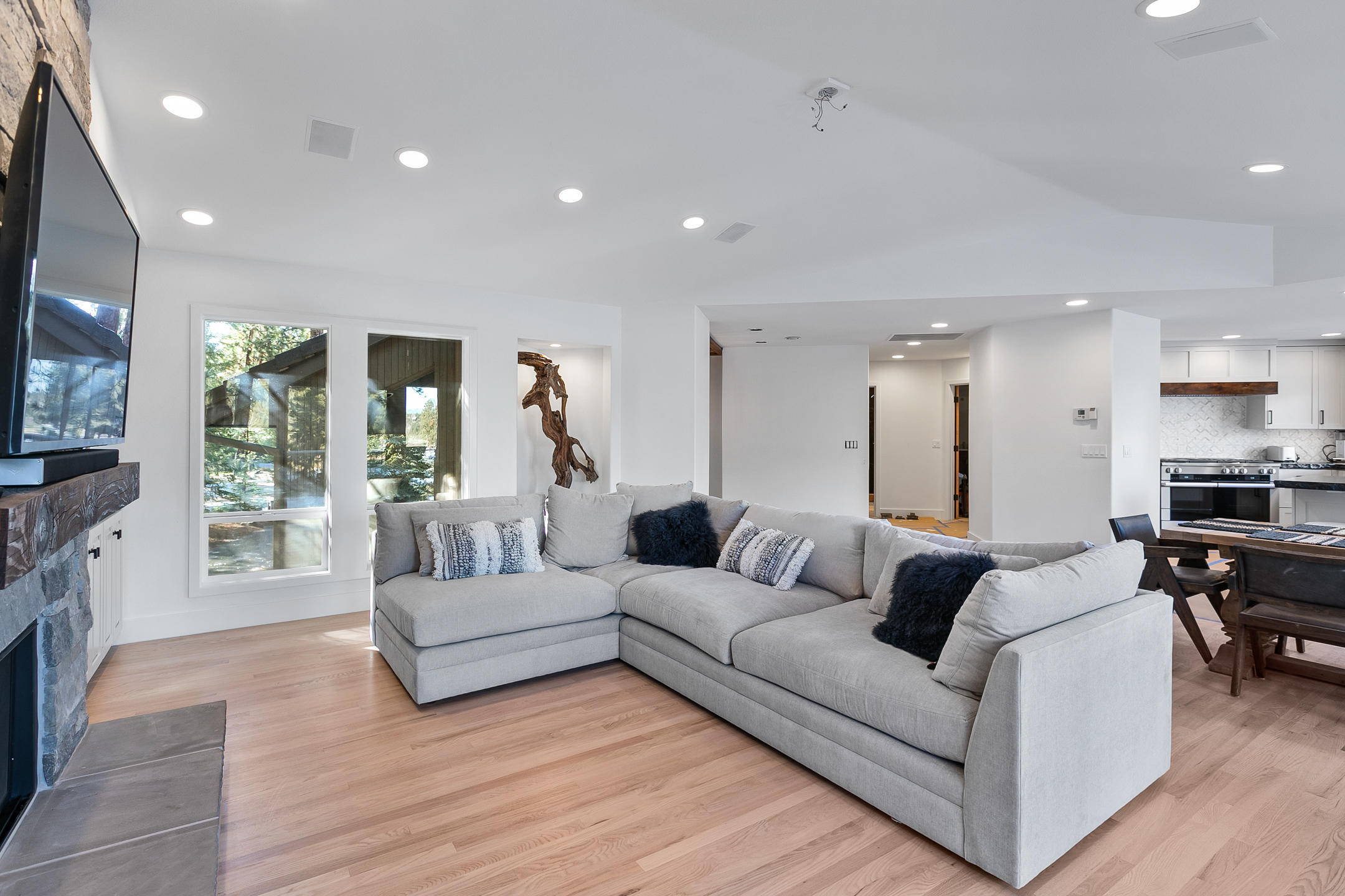 Broken Top - Residential