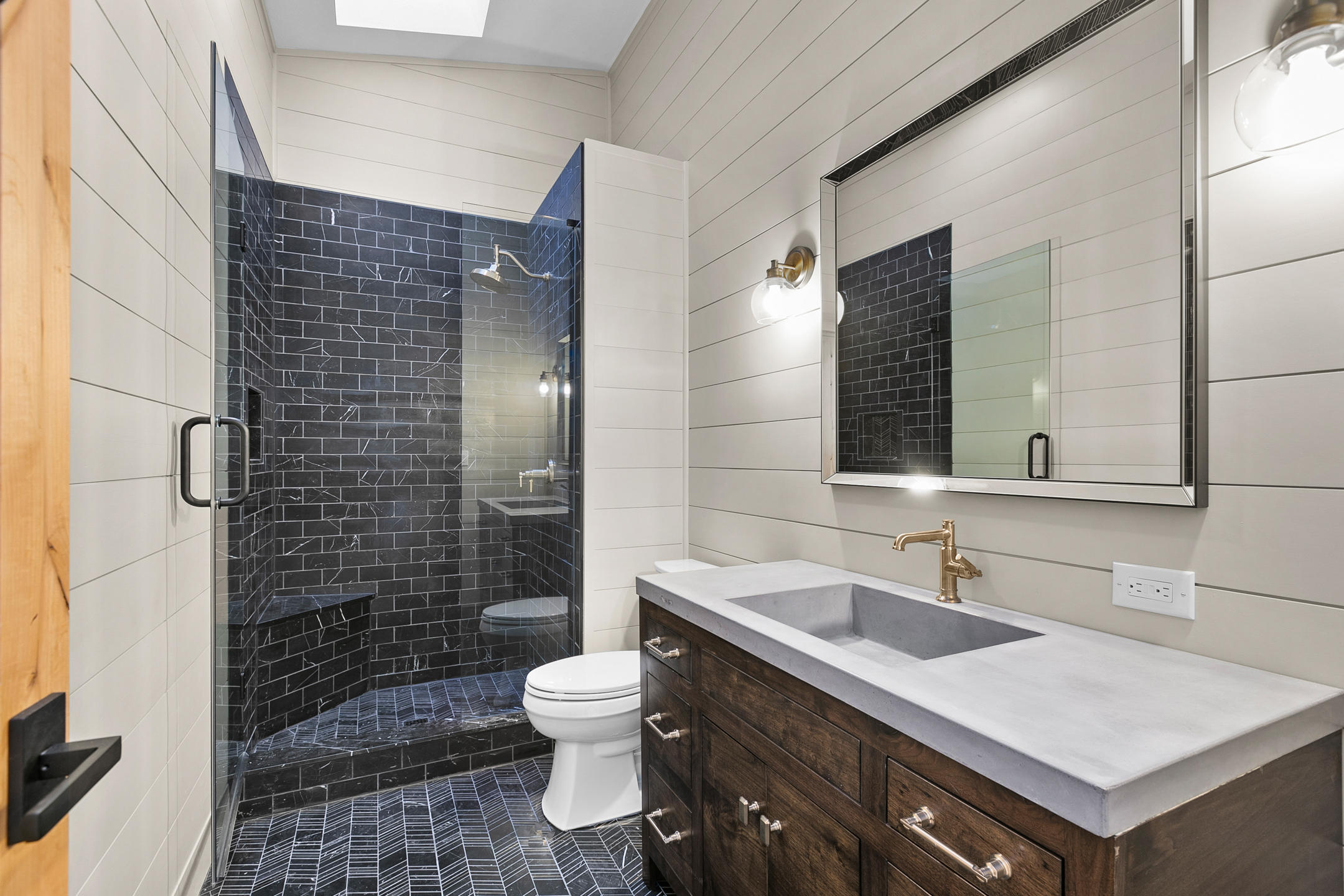 Broken Top - Residential