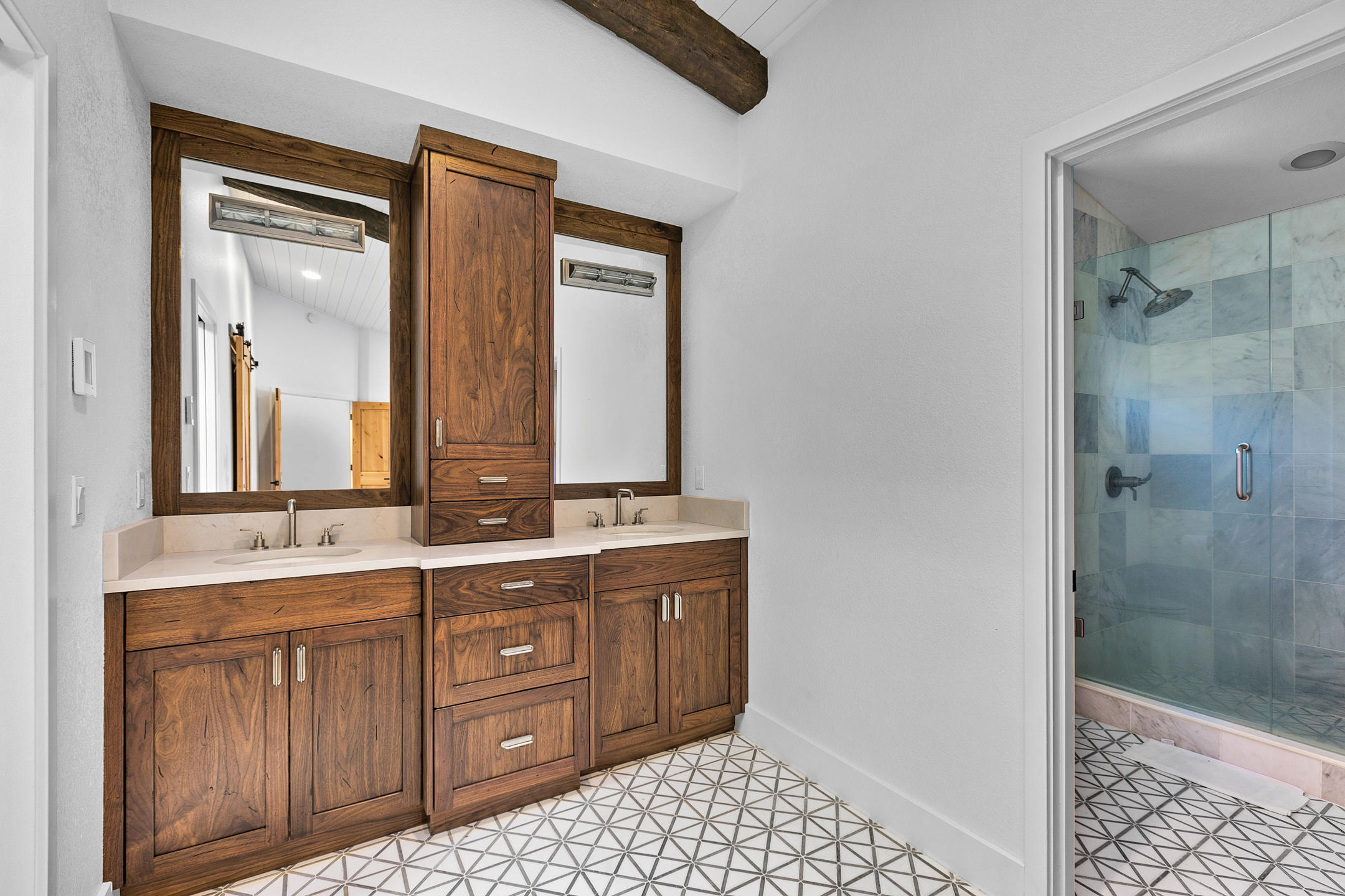 Broken Top - Residential