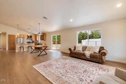 Tiny photo for 1130 E Canter Court, Sisters, OR 97759 (MLS # 220229940)