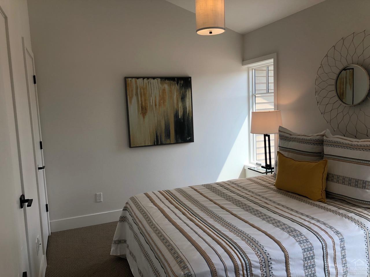 Pine Meadow Vill - Residential