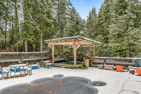 Tiny photo for 260 McMullen Creek Road, Selma, OR 97538 (MLS # 220215746)