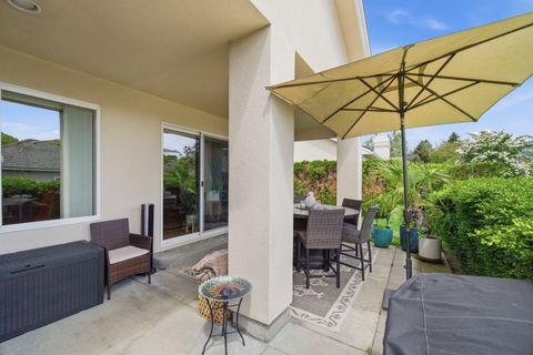 Tiny photo for 732 Cherrywood Drive, Medford, OR 97504 (MLS # 220215355)