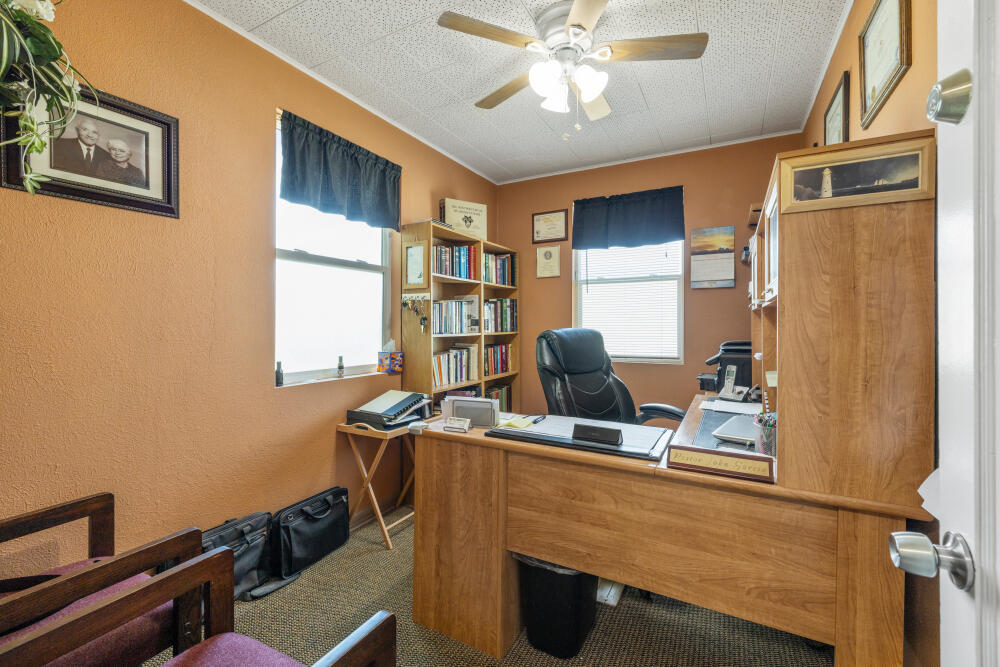 Home Acres - Commercial Sale