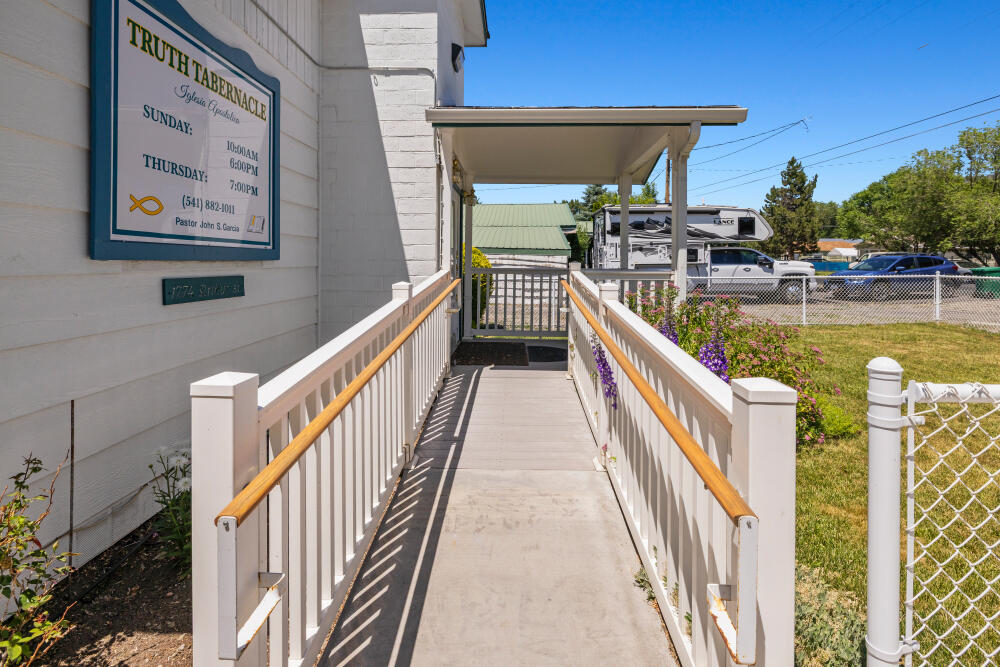 Home Acres - Commercial Sale