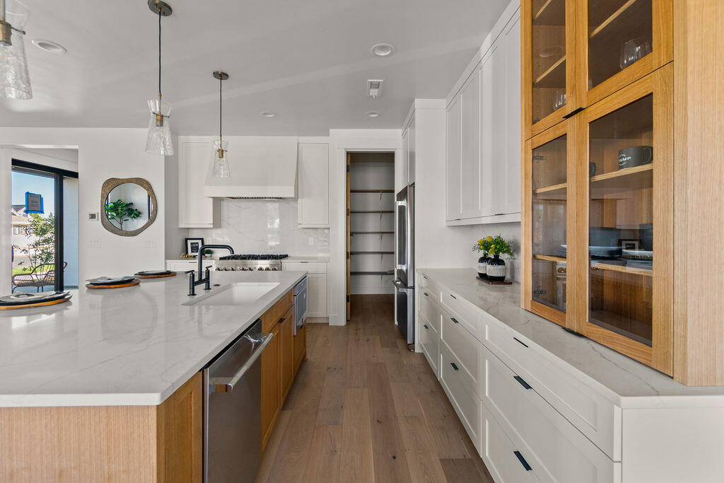 Discovery West Phase 4 - Residential