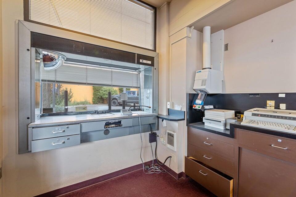 Monroe Hodges - Commercial Sale