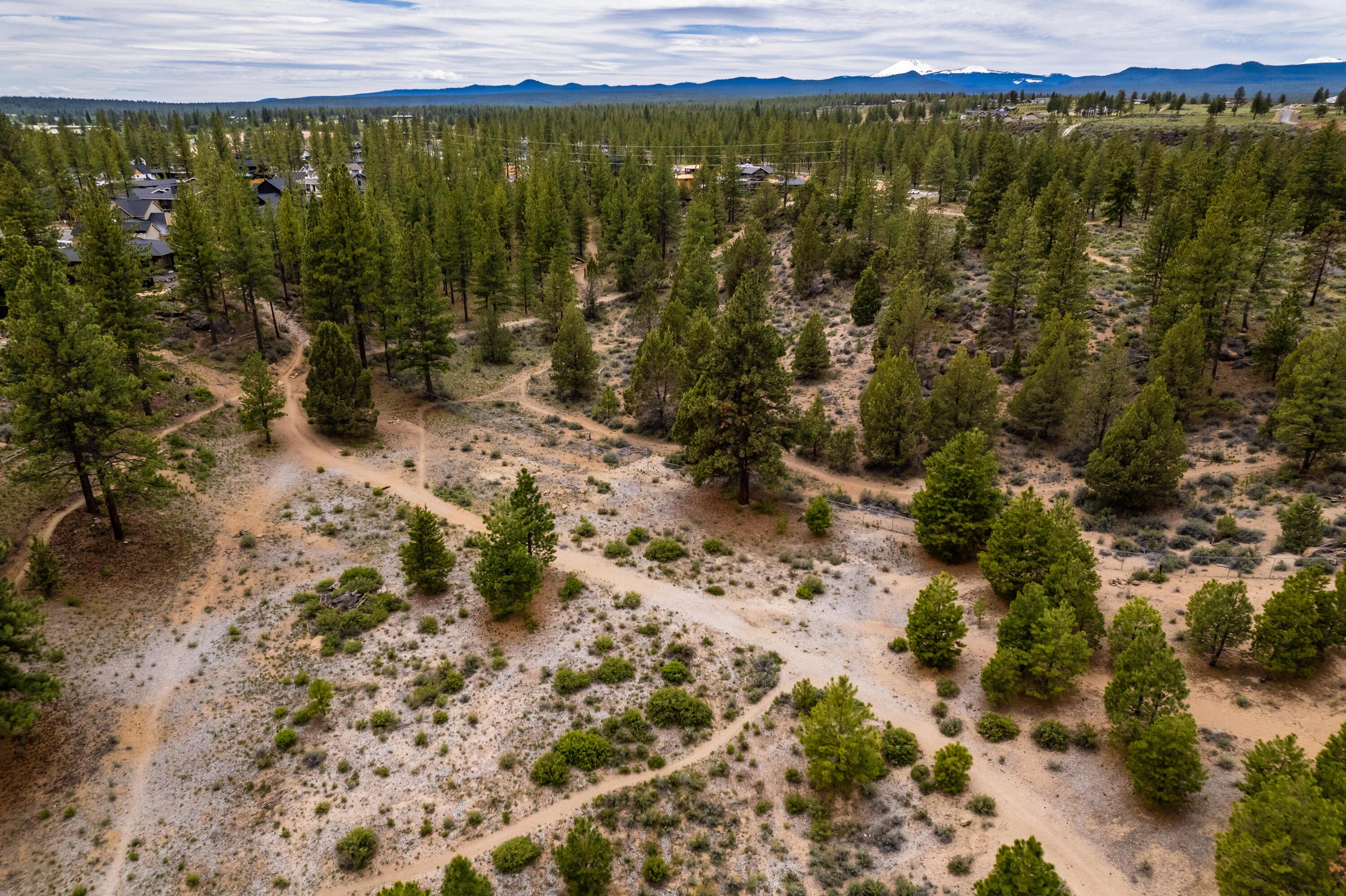 NorthWest Crossing - Land