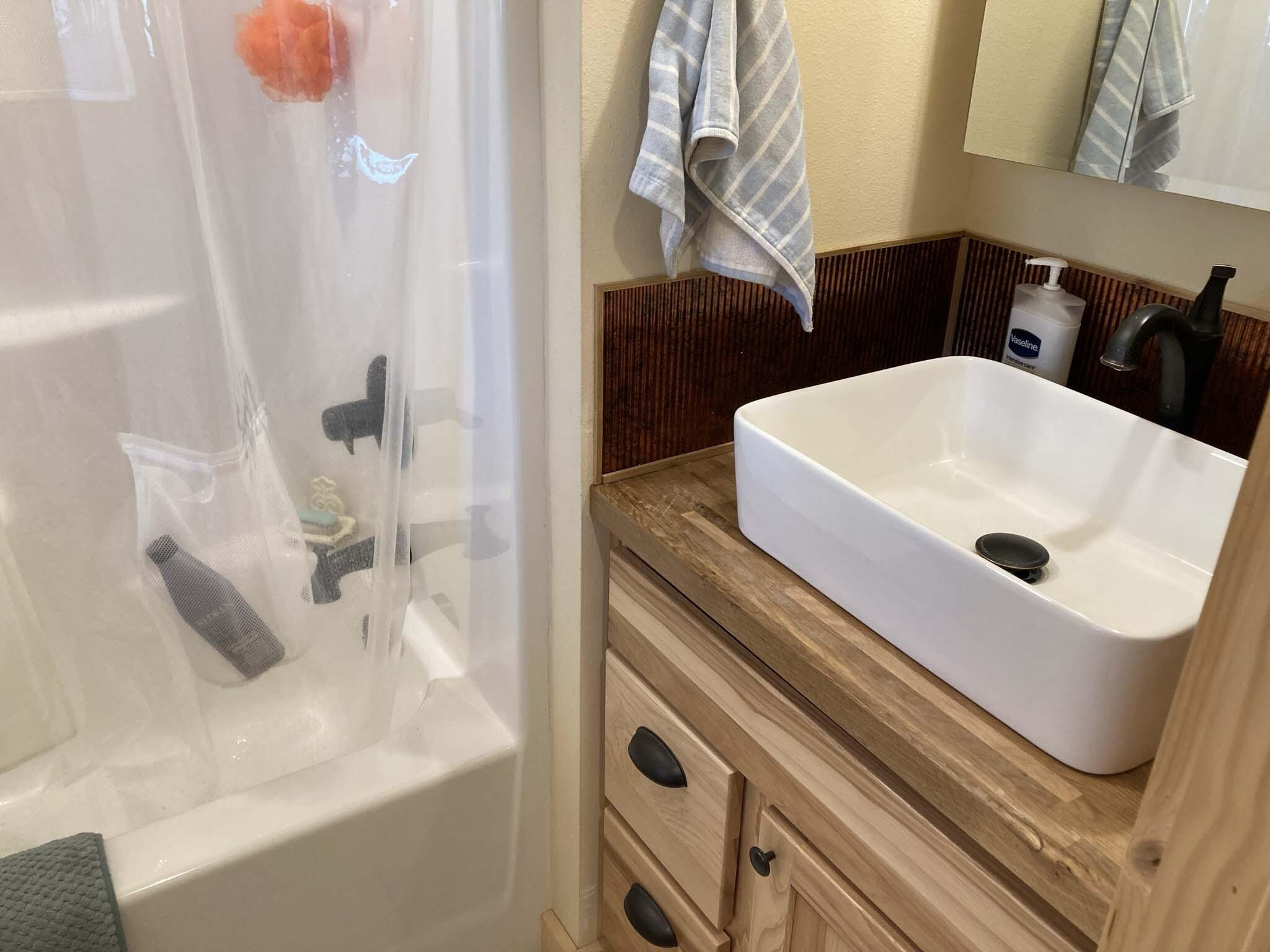 Rainbow Park On The Williamson - Residential