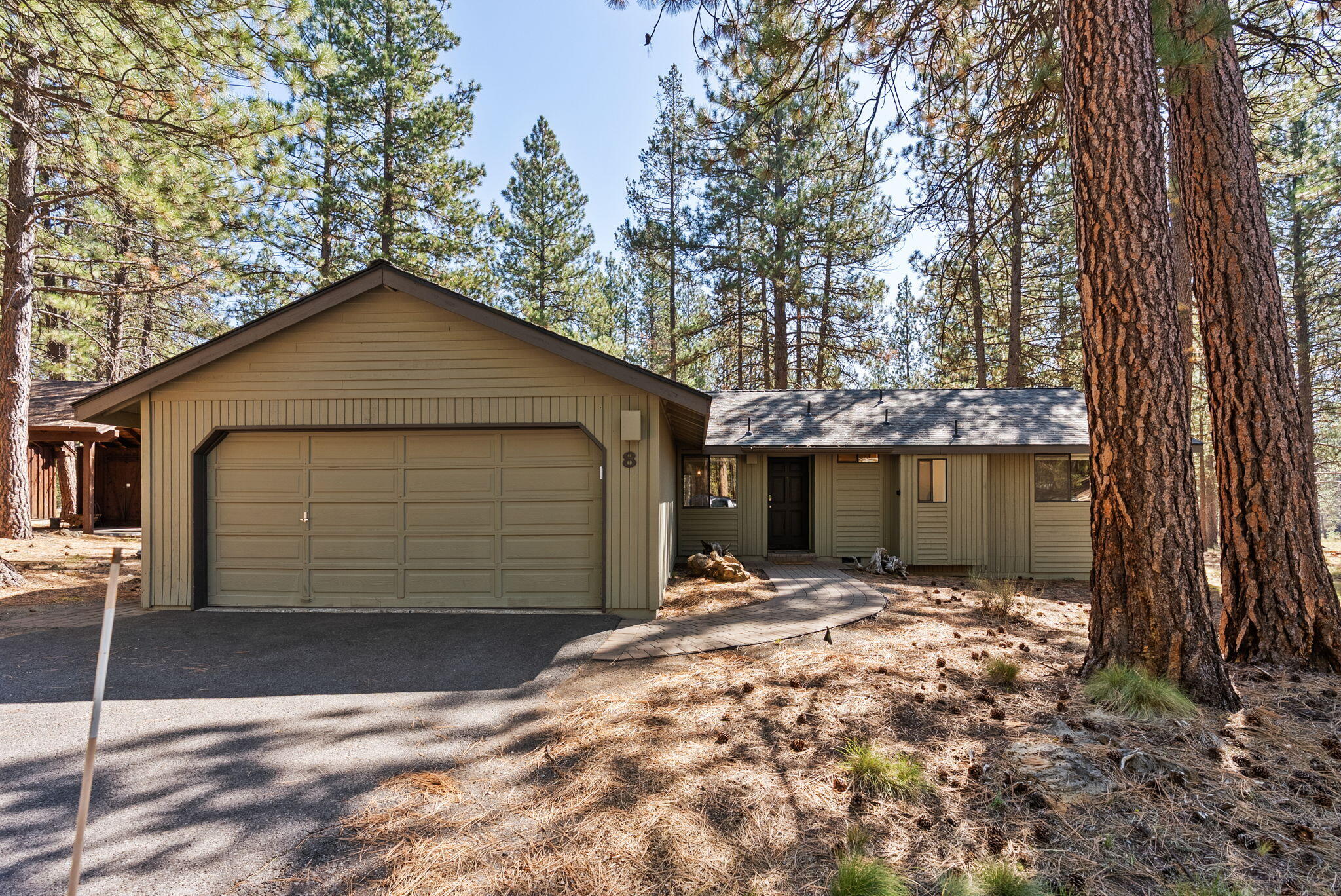 57440 Quartz Mountain Lane
