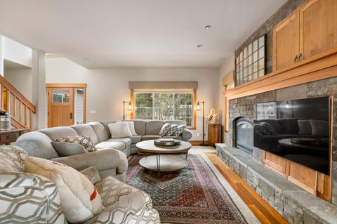 Tiny photo for 56902 River Road #6, Sunriver, OR 97707 (MLS # 220220209)