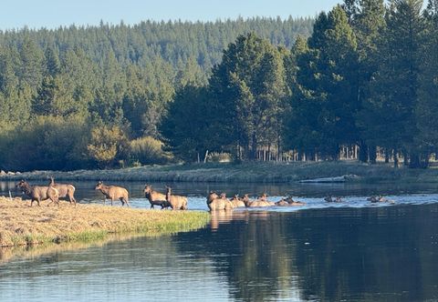 Tiny photo for 56902 River Road #6, Sunriver, OR 97707 (MLS # 220220209)