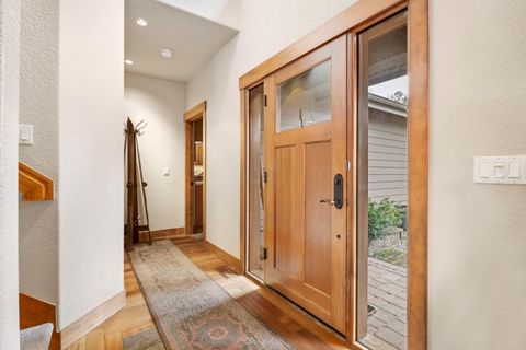 Tiny photo for 56902 River Road #6, Sunriver, OR 97707 (MLS # 220220209)