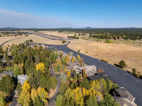 Tiny photo for 56902 River Road #6, Sunriver, OR 97707 (MLS # 220220209)
