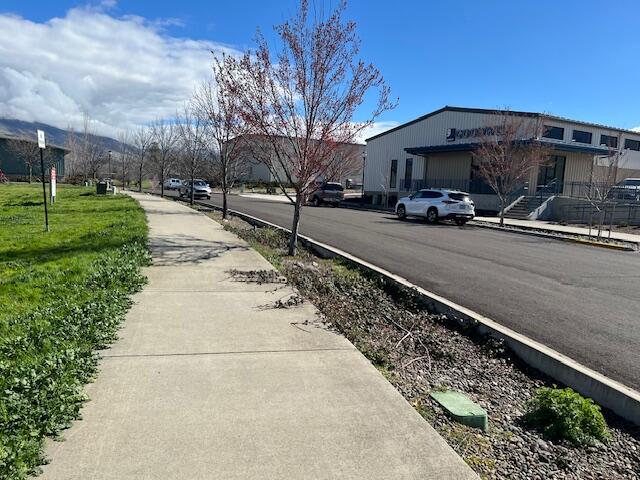 766 E Jefferson Avenue