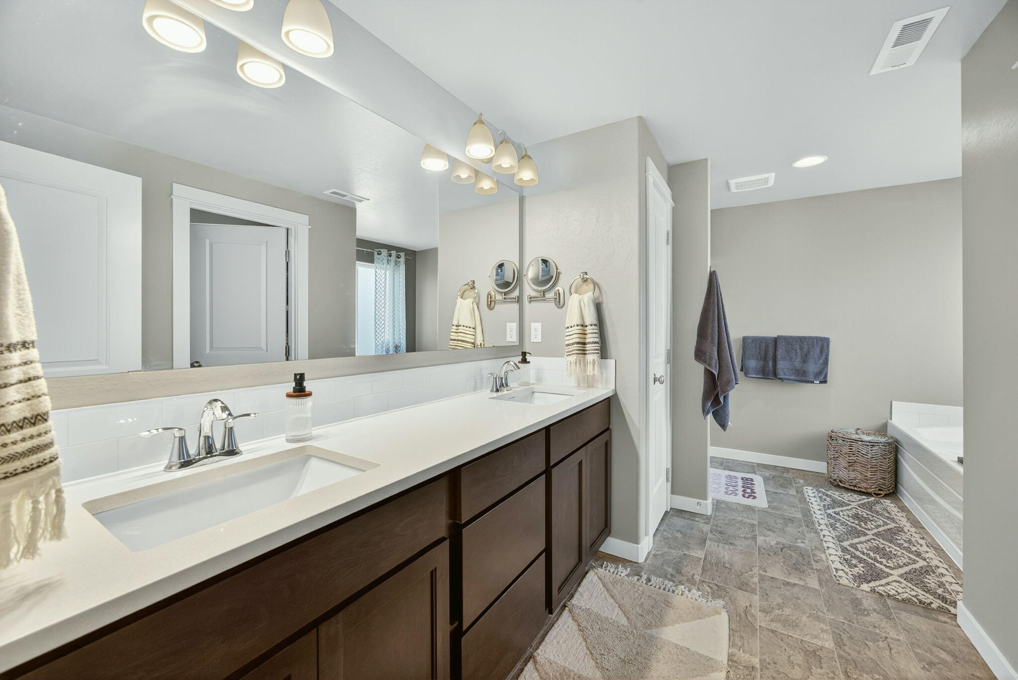 Delta Estates Phase 4And 5 - Residential