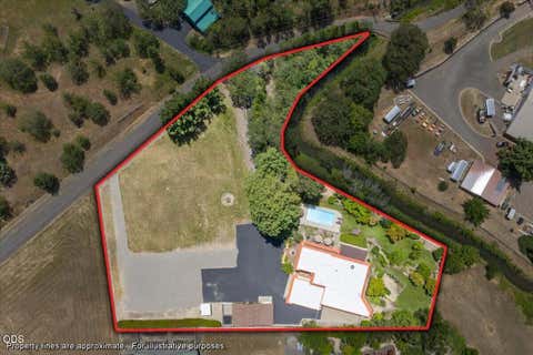 Tiny photo for 3752 Devils Garden Road, Medford, OR 97504 (MLS # 220223369)