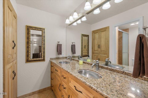 Tiny photo for 3752 Devils Garden Road, Medford, OR 97504 (MLS # 220223369)