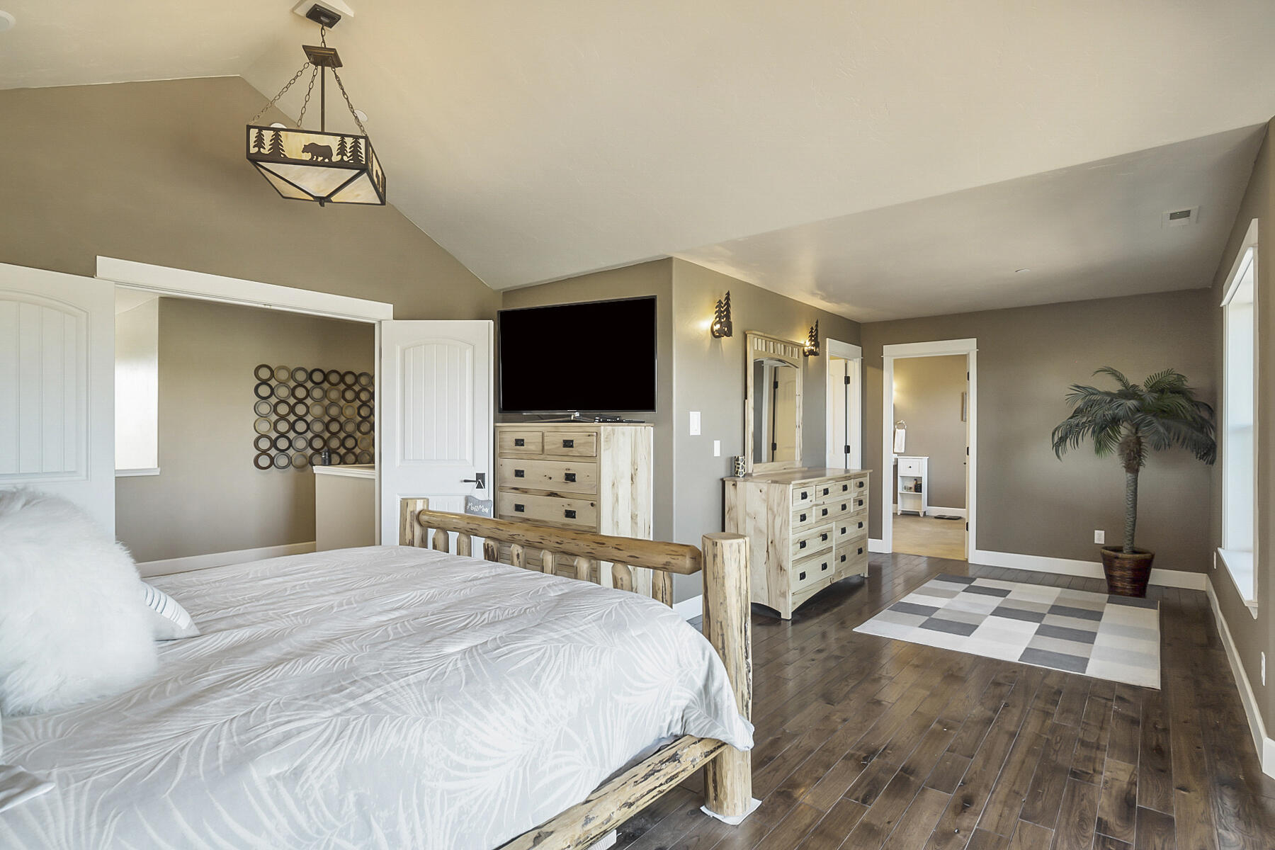 Odin Crest Estate - Residential