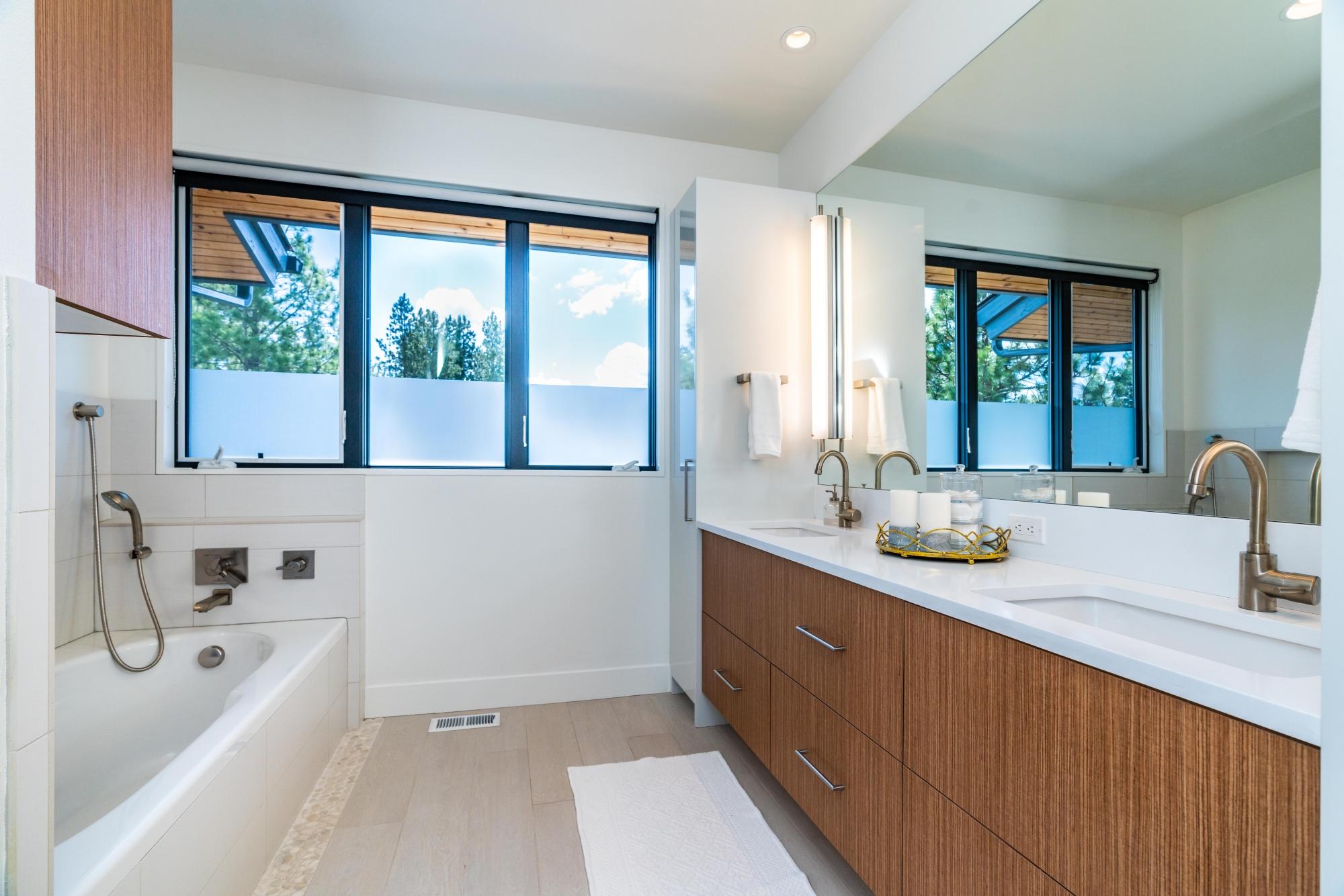 Skyliner Summit - Residential