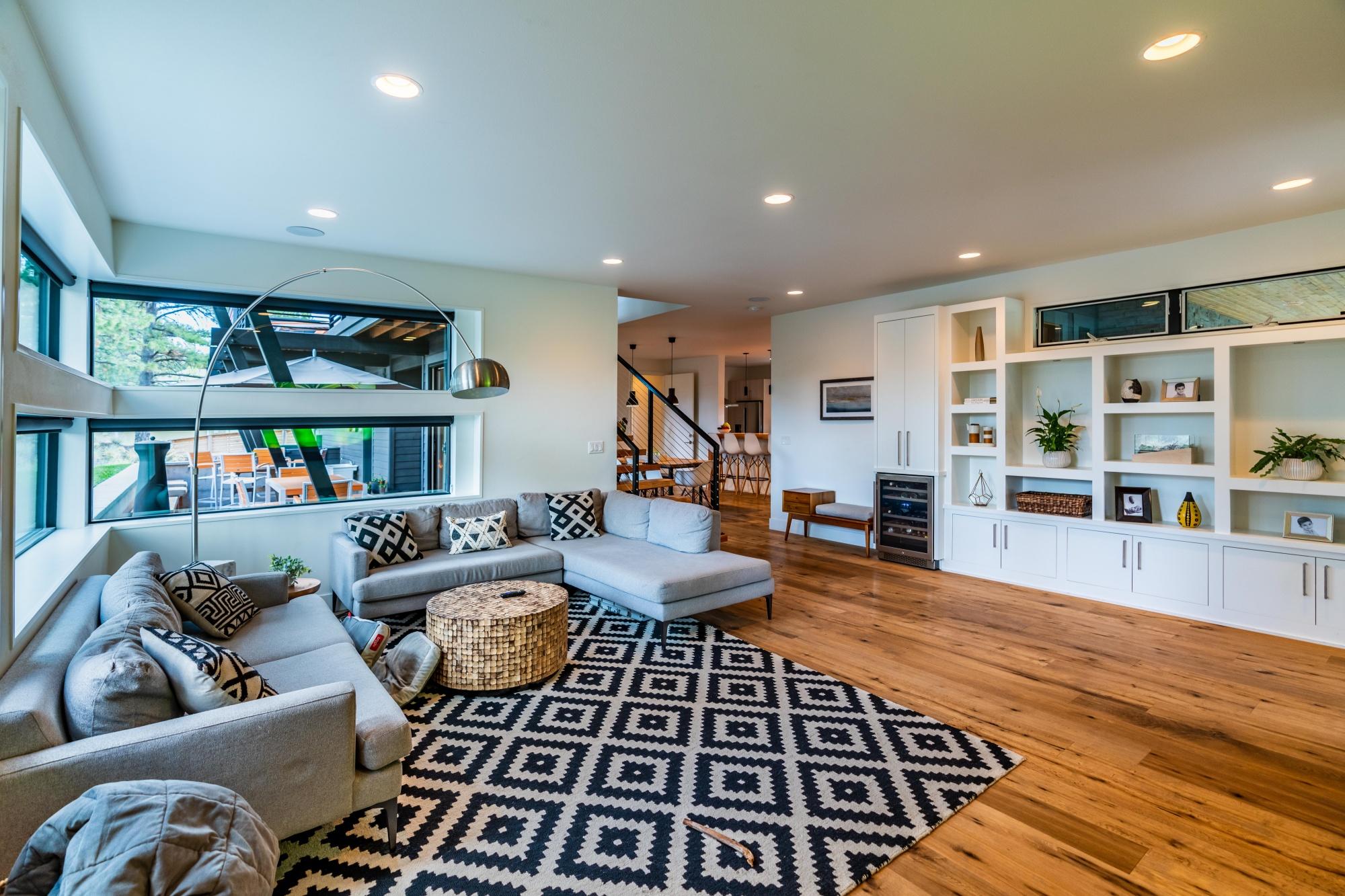 Skyliner Summit - Residential