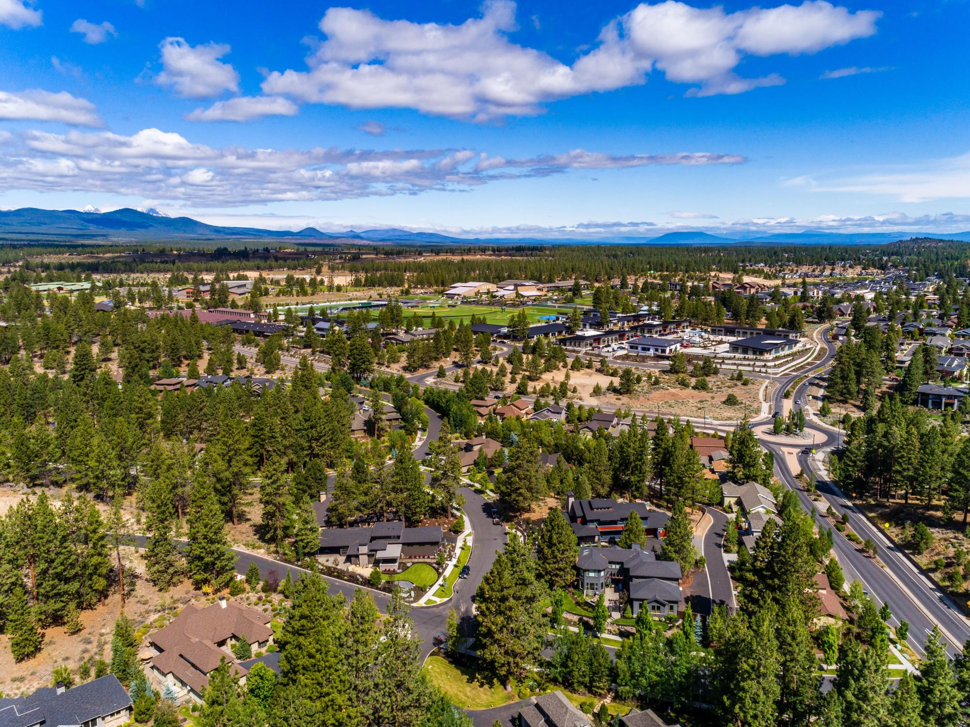 Skyliner Summit - Residential