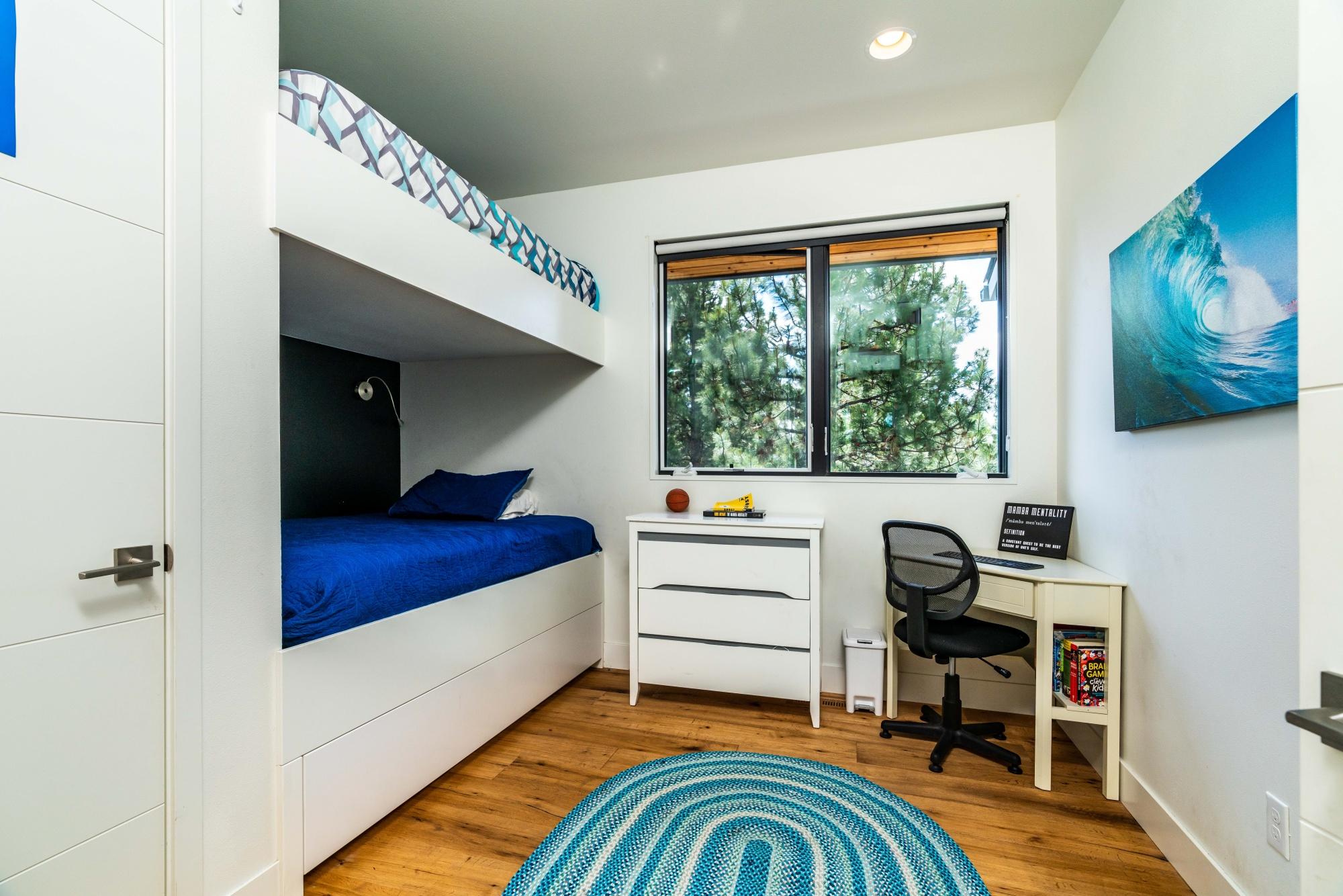 Skyliner Summit - Residential