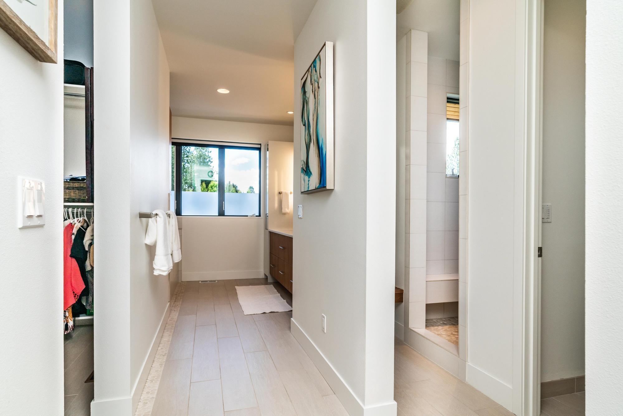 Skyliner Summit - Residential