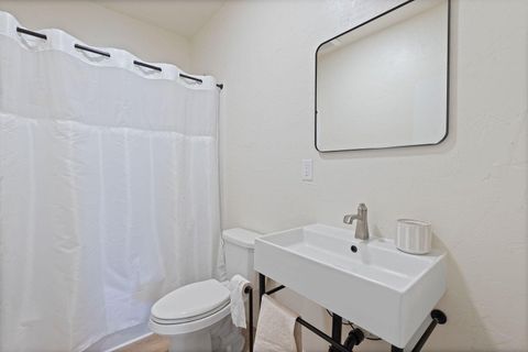 Tiny photo for 6268 HWY 126, Redmond, OR 97756 (MLS # 220207696)