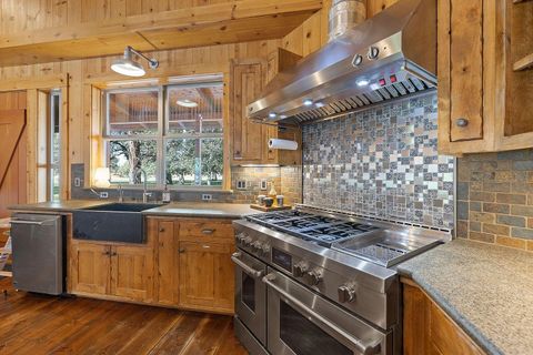 Tiny photo for 6268 HWY 126, Redmond, OR 97756 (MLS # 220207696)