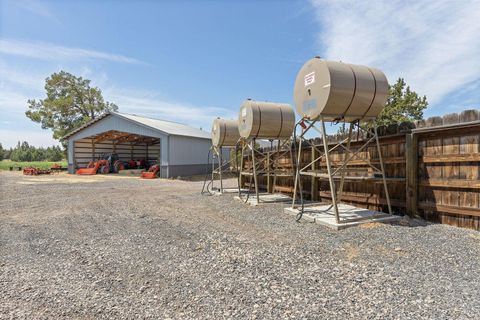 Tiny photo for 6268 HWY 126, Redmond, OR 97756 (MLS # 220207696)