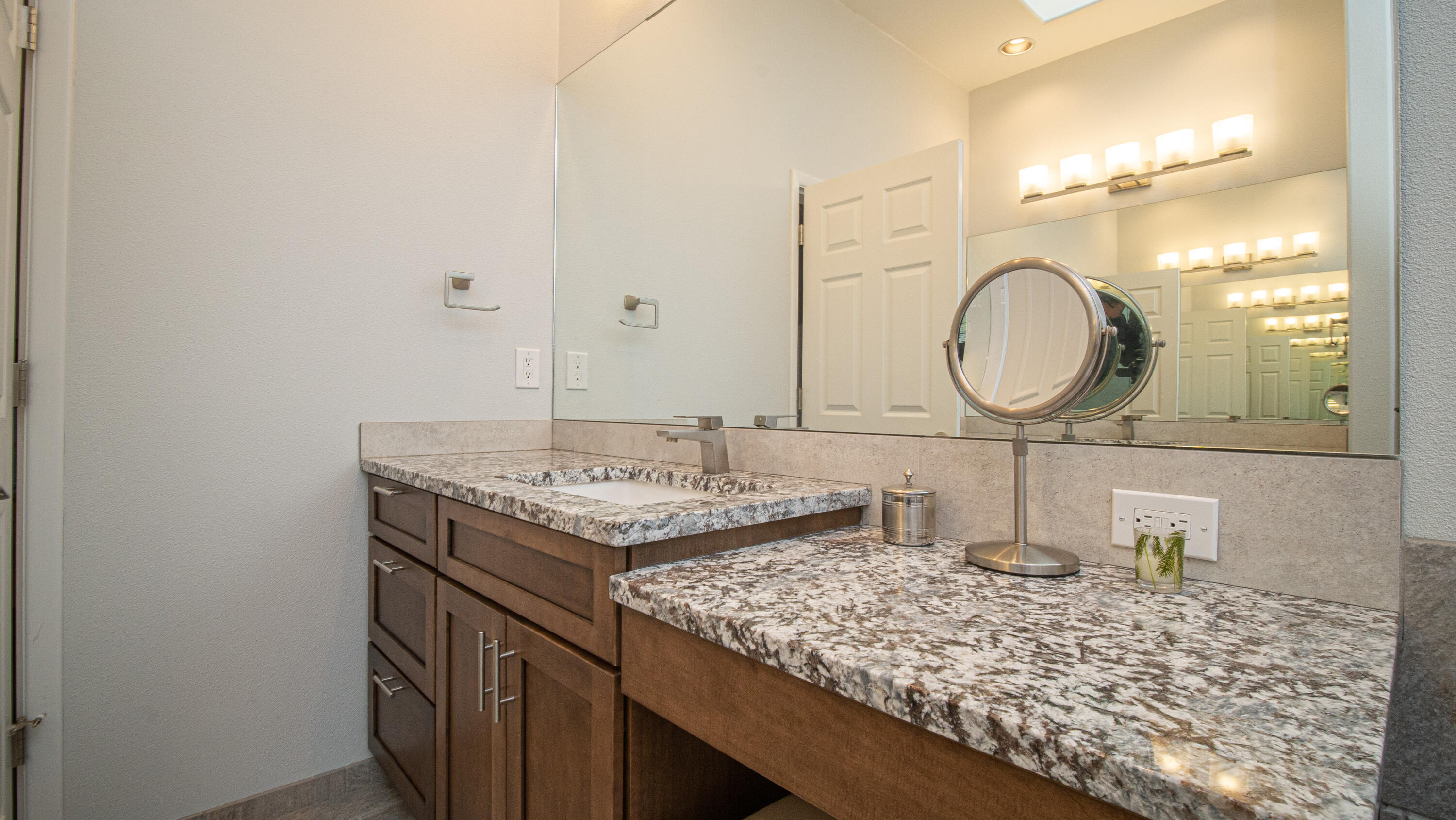 Fairway Point Villag - Residential