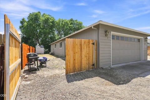 Tiny photo for 468 Westminster Drive, Eagle Point, OR 97524 (MLS # 220226762)