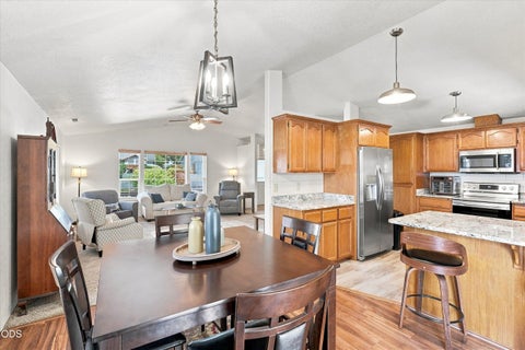 Tiny photo for 468 Westminster Drive, Eagle Point, OR 97524 (MLS # 220226762)