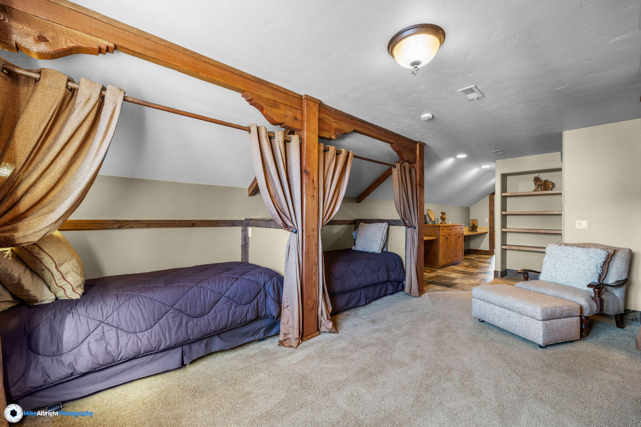 Eagle Crest - Residential