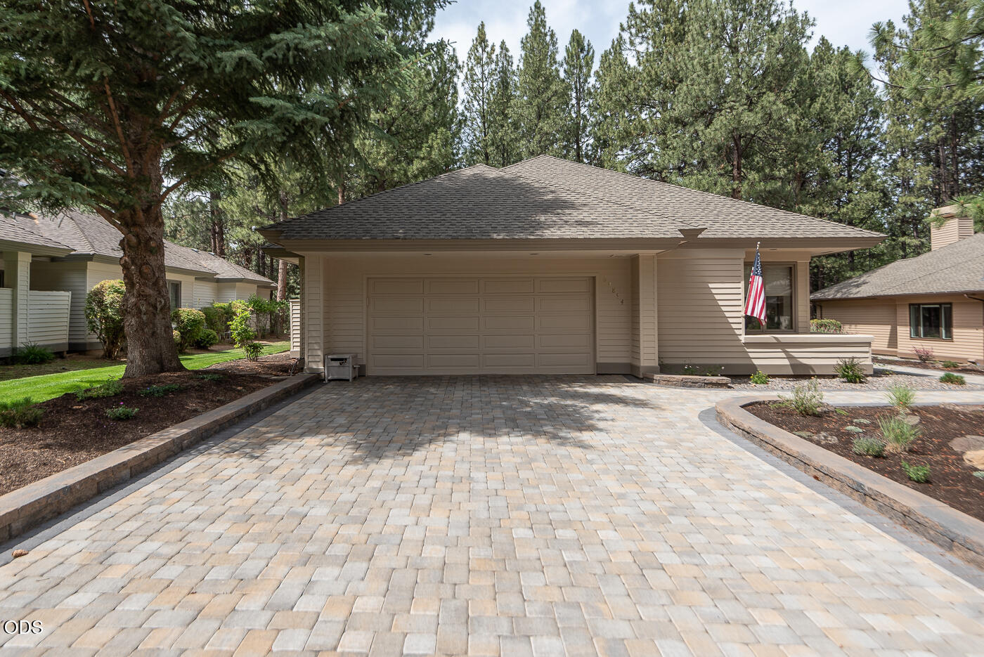 60894 Willow Creek Loop