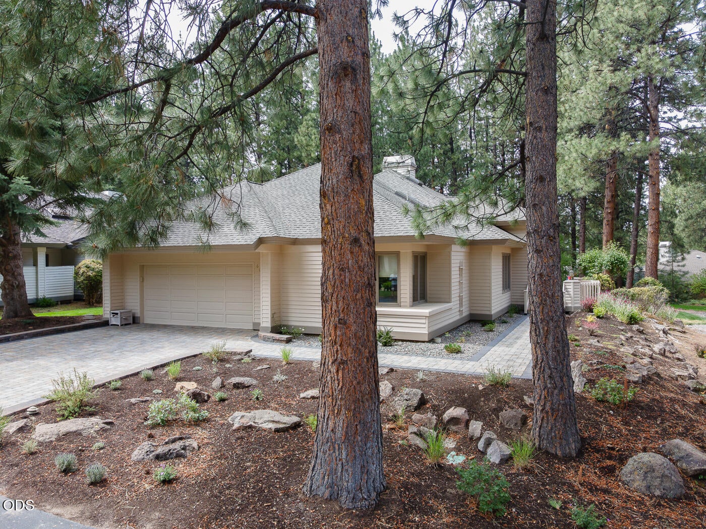 60894 Willow Creek Loop