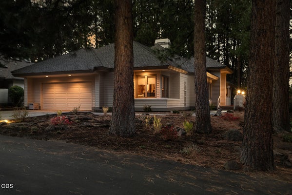 60894 WILLOW CREEK LOOP, BEND, OR 97702 - Image 449ea3fa0c4e0994eef2060be0c3b054/1975135966