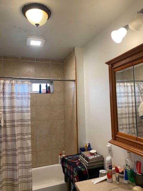 Tiny photo for 825 Martin Street, Klamath Falls, OR 97601 (MLS # 220220231)
