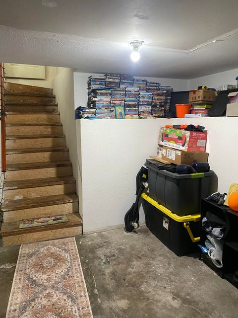 Tiny photo for 825 Martin Street, Klamath Falls, OR 97601 (MLS # 220220231)