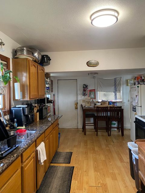 Tiny photo for 825 Martin Street, Klamath Falls, OR 97601 (MLS # 220220231)