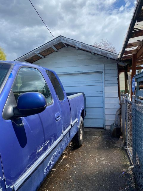 Tiny photo for 825 Martin Street, Klamath Falls, OR 97601 (MLS # 220220231)