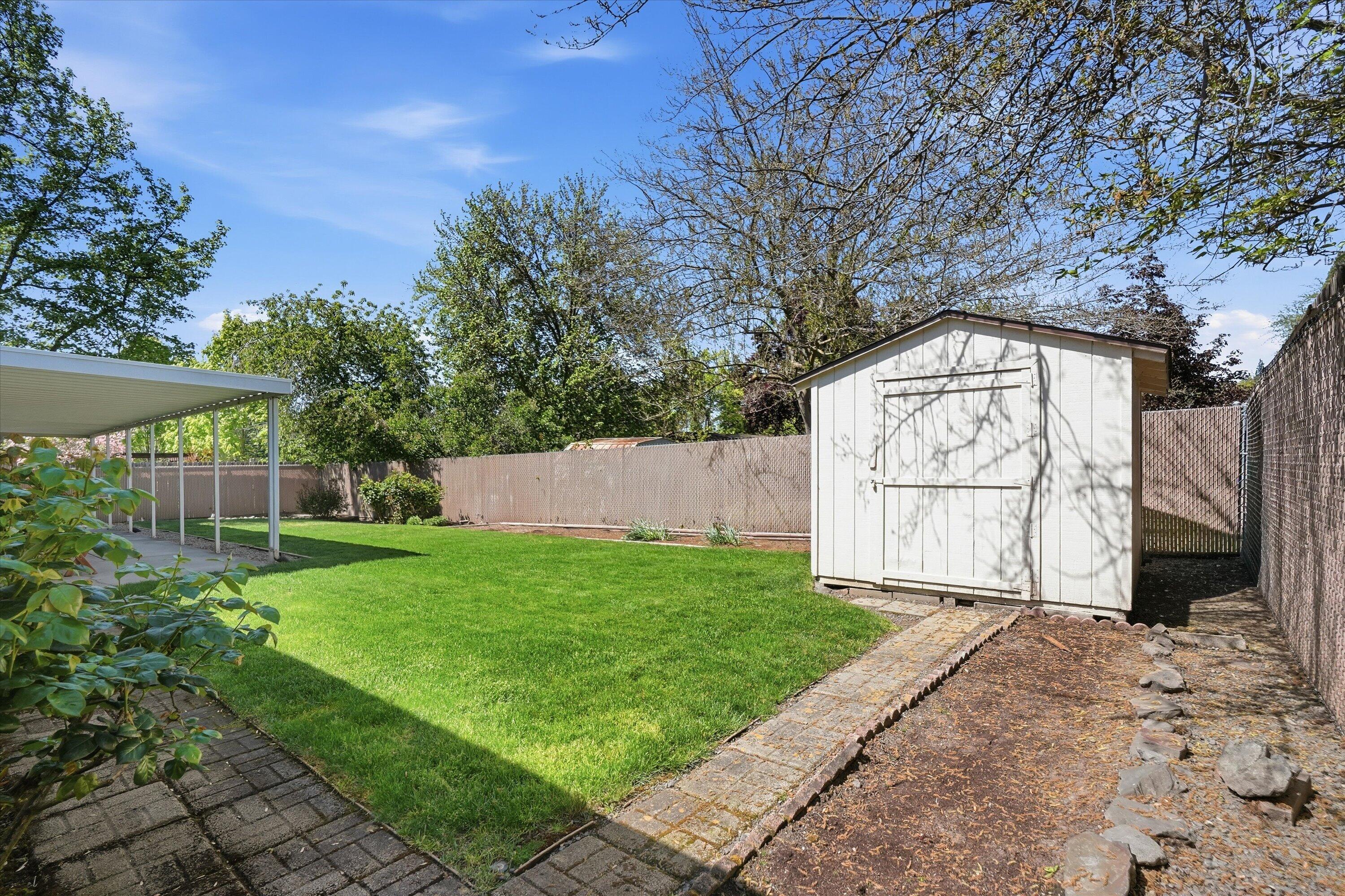 2933 Lazy Creek Drive