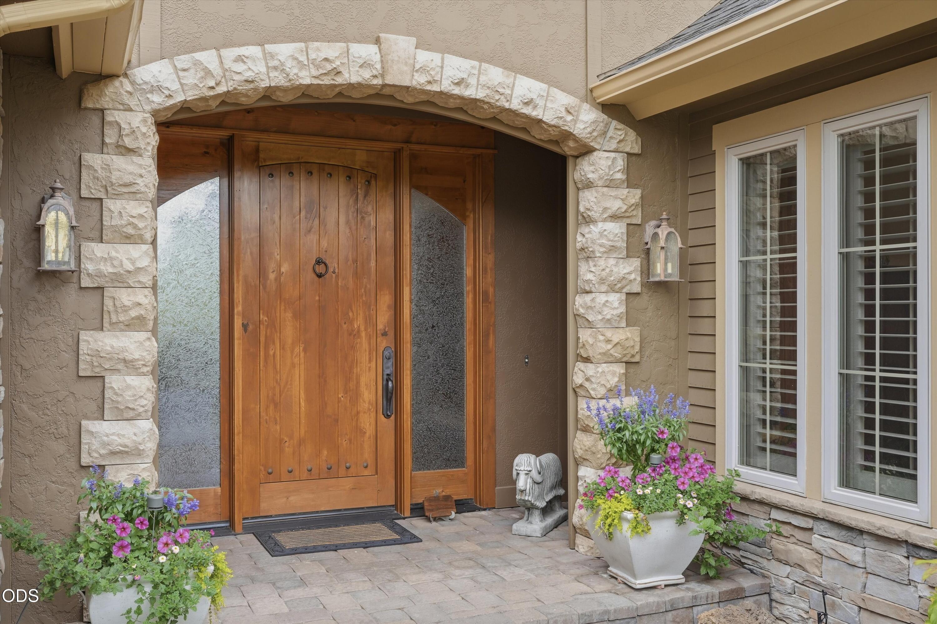 20100 Starfire Ridge Court
