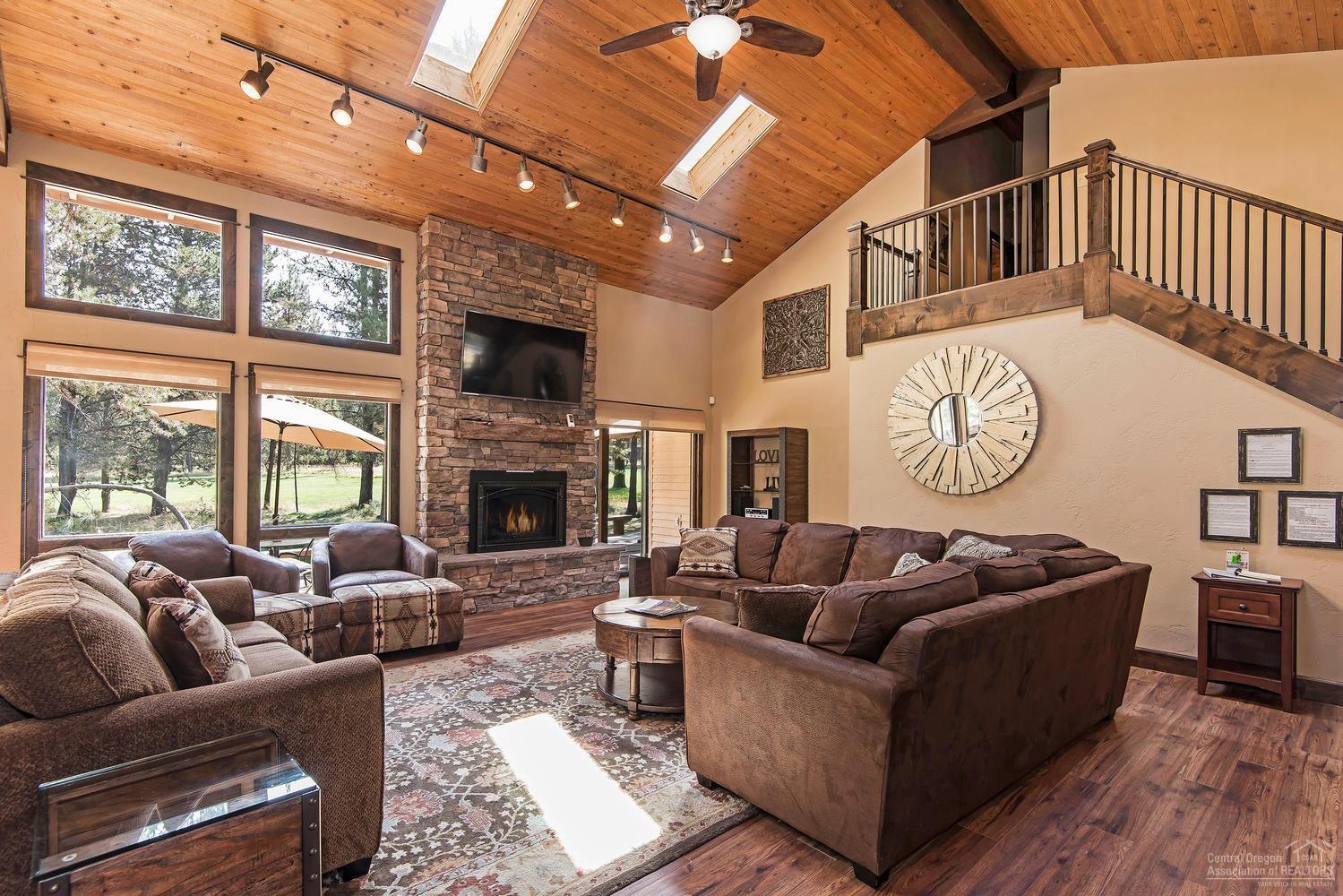 Fairway Crest Village - Residential