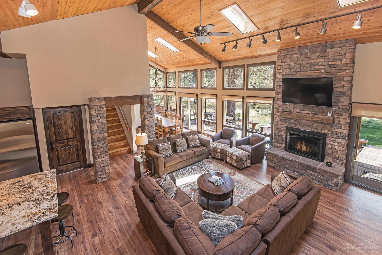 Fairway Crest Village - Residential