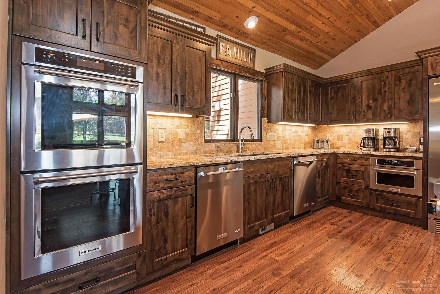 Fairway Crest Village - Residential