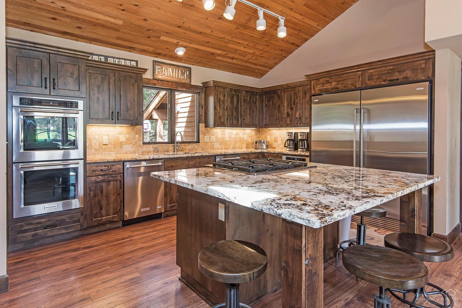 Fairway Crest Village - Residential